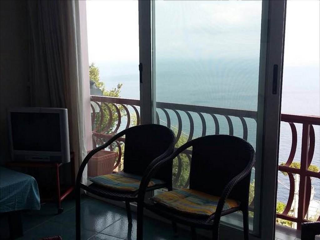 La Pizzerella Di Amalfi Apartment Bagian luar foto